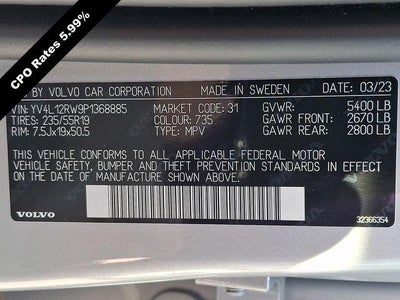 2023 Volvo XC60 B5 AWD Plus Dark Theme