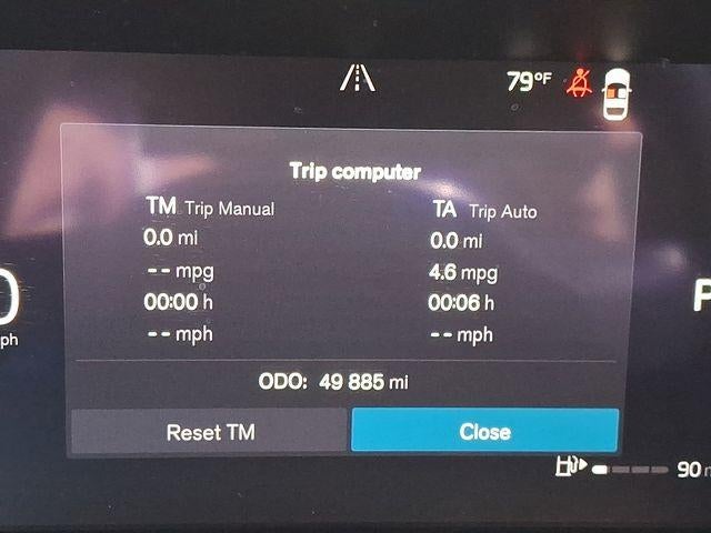 2023 Volvo XC60 B5 AWD Plus Dark Theme