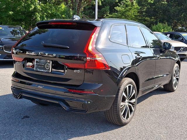 2023 Volvo XC60 B5 AWD Plus Dark Theme