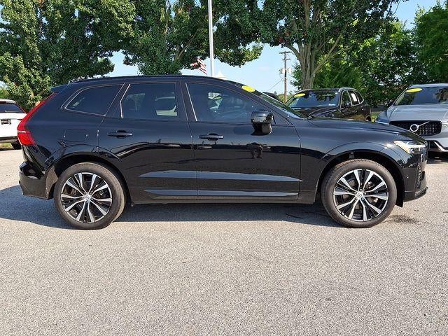 2023 Volvo XC60 B5 AWD Plus Dark Theme