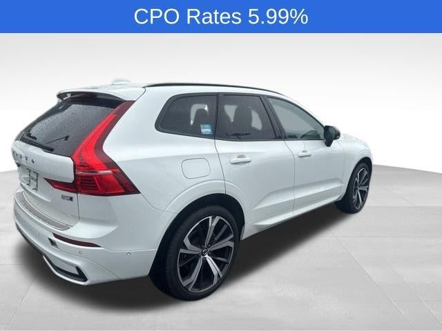2023 Volvo XC60 B5 AWD Ultimate Dark Theme