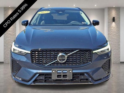 2023 Volvo XC60 B5 AWD Ultimate Dark Theme