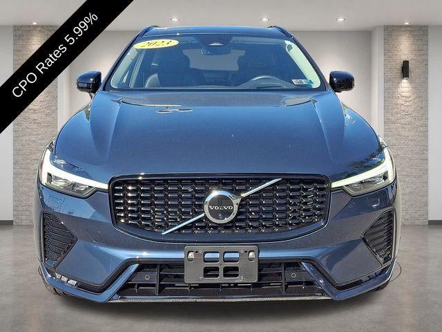 2023 Volvo XC60 B5 AWD Ultimate Dark Theme