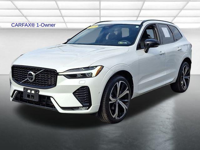 2023 Volvo XC60 B5 AWD Ultimate Dark Theme
