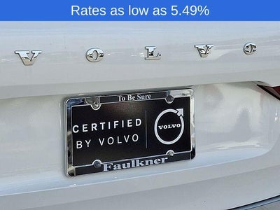 2023 Volvo XC60 B5 AWD Ultimate Dark Theme