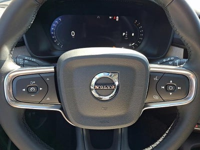 2026 Volvo XC40 B5 AWD Plus
