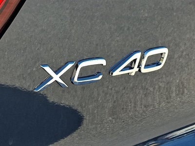 2026 Volvo XC40 B5 AWD Plus