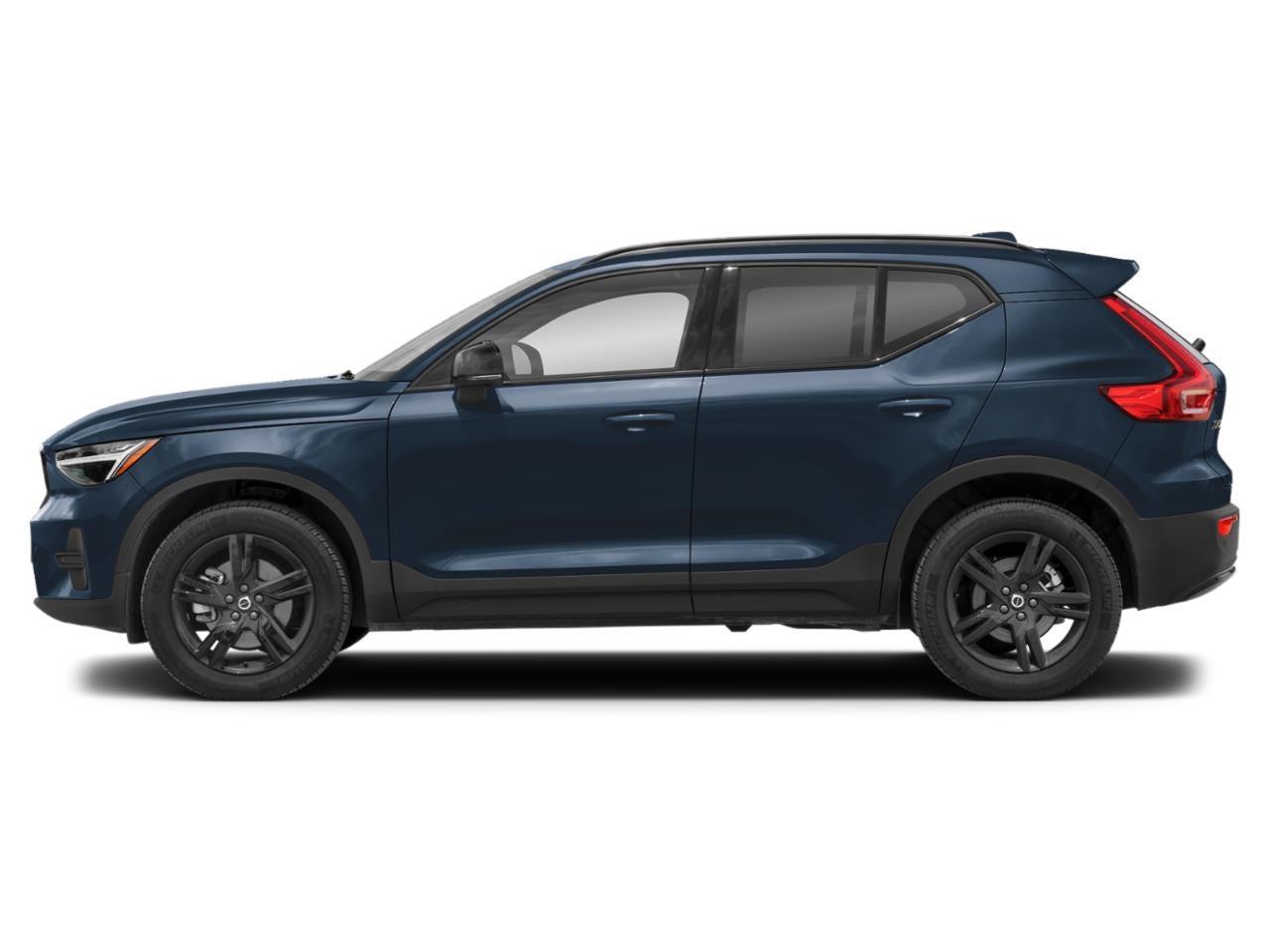 2026 Volvo XC40 B5 AWD Plus