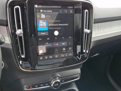 2026 Volvo XC40 B5 AWD Plus