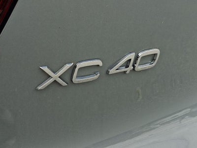 2026 Volvo XC40 B5 AWD Plus