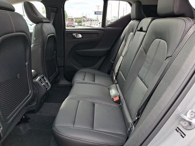 2026 Volvo XC40 B5 AWD Plus
