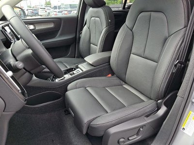 2026 Volvo XC40 B5 AWD Plus