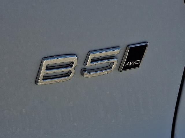 2026 Volvo XC40 B5 AWD Plus