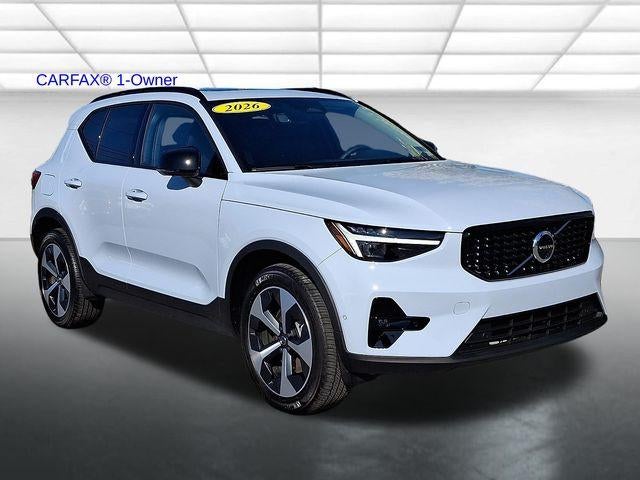 2026 Volvo XC40 B5 AWD Plus