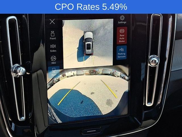 2026 Volvo XC40 B5 AWD Plus