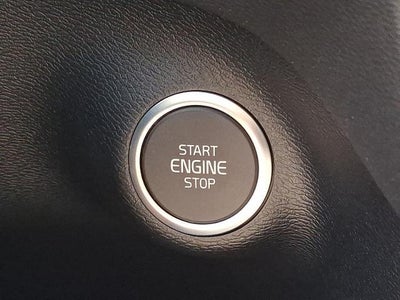 2026 Volvo XC40 B5 AWD Plus