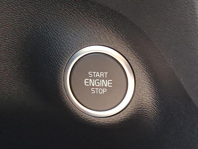 2026 Volvo XC40 B5 AWD Plus