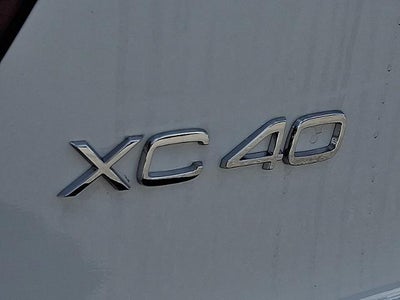 2026 Volvo XC40 B5 AWD Plus