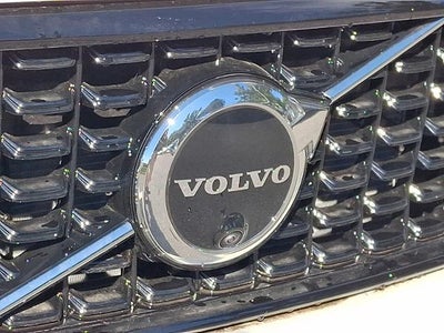 2026 Volvo XC40 B5 AWD Plus