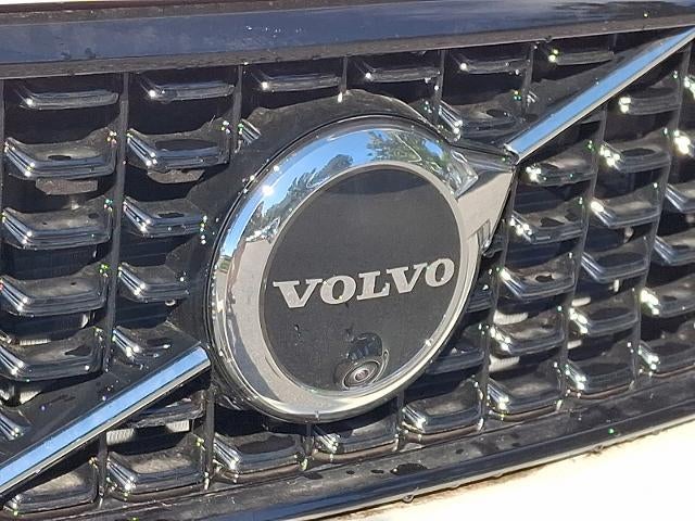 2026 Volvo XC40 B5 AWD Plus