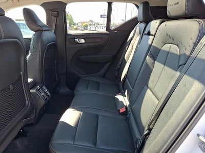 2026 Volvo XC40 B5 AWD Plus