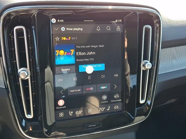 2026 Volvo XC40 B5 AWD Plus