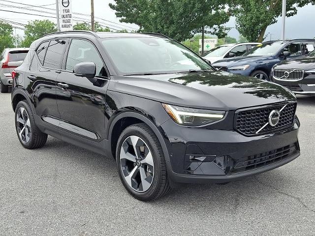 2026 Volvo XC40 B5 AWD Plus