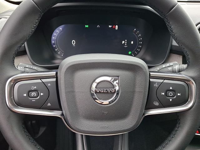 2026 Volvo XC40 B5 AWD Plus