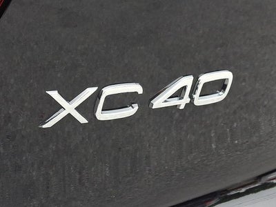 2026 Volvo XC40 B5 AWD Plus