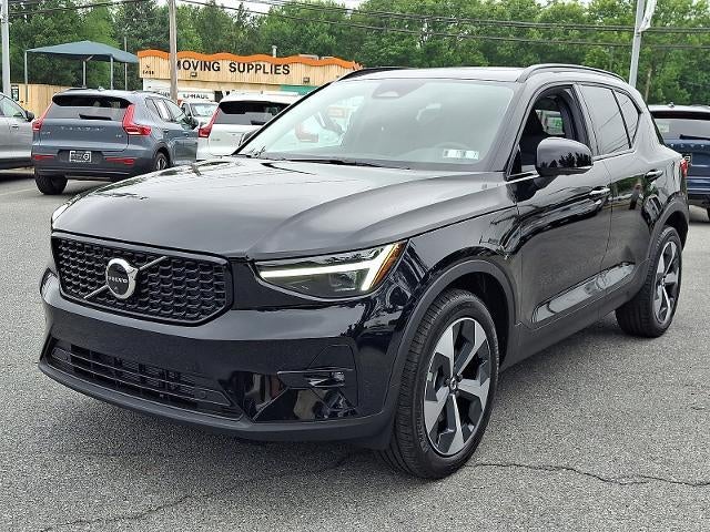 2026 Volvo XC40 B5 AWD Plus