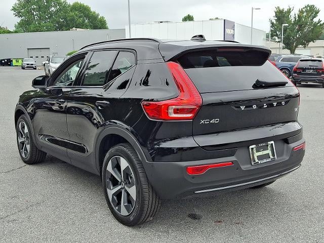 2026 Volvo XC40 B5 AWD Plus