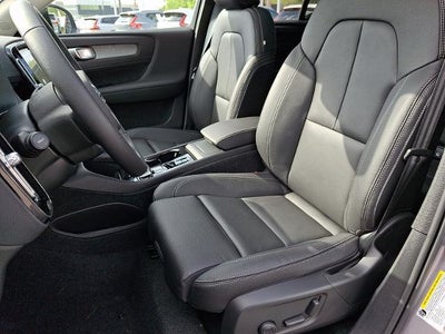 2026 Volvo XC40 B5 AWD Plus