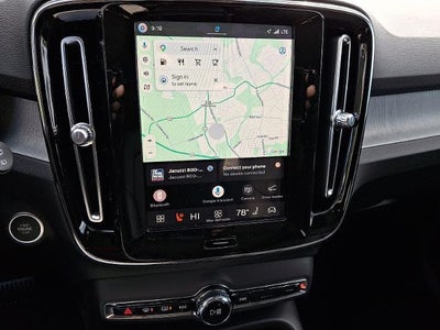 2026 Volvo XC40 B5 AWD Plus