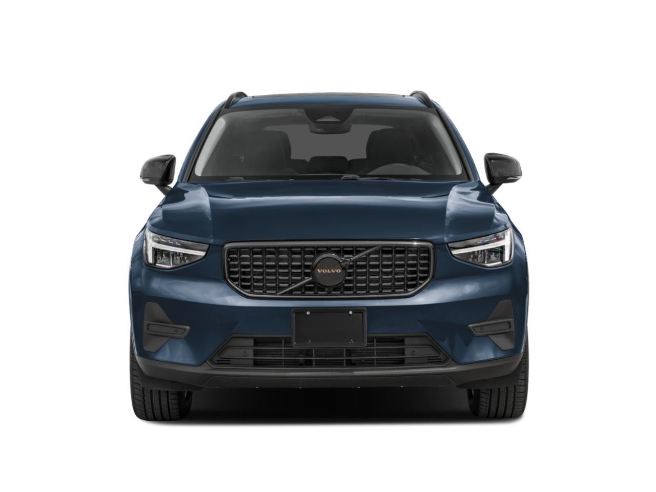 2026 Volvo XC40 B5 AWD Plus