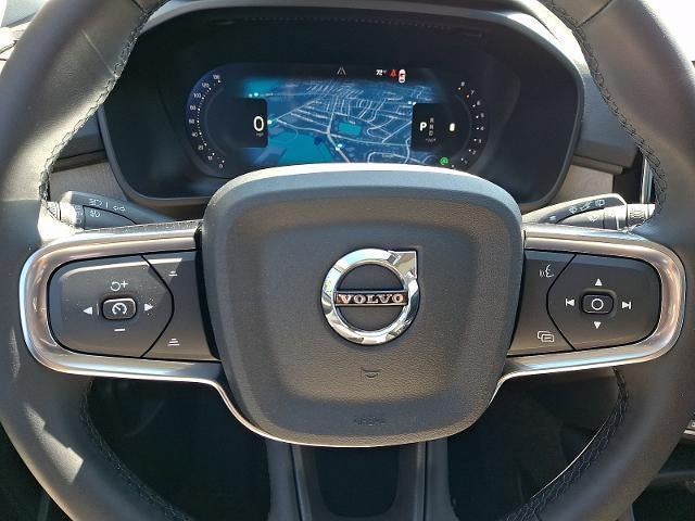 2026 Volvo XC40 B5 AWD Plus