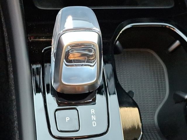 2026 Volvo XC40 B5 AWD Plus