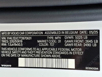 2026 Volvo XC40 B5 AWD Plus