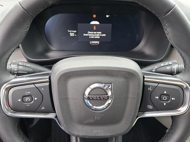 2026 Volvo XC40 B5 AWD Plus