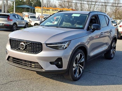 2026 Volvo XC40 B5 AWD Plus