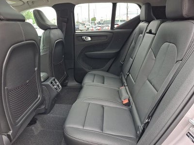 2026 Volvo XC40 B5 AWD Plus