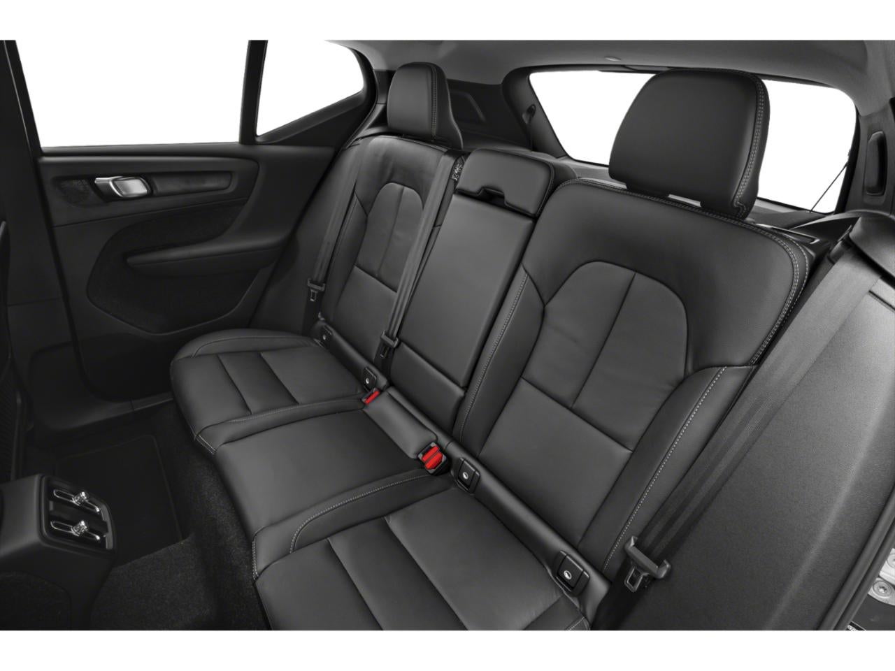 2026 Volvo XC40 B5 AWD Plus