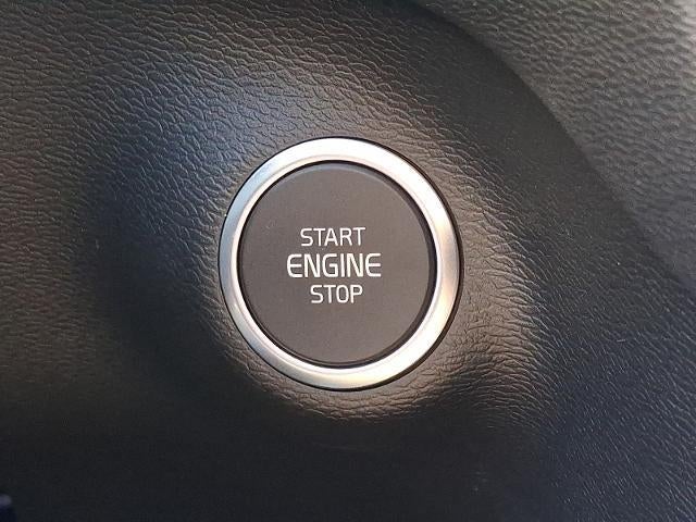 2026 Volvo XC40 B5 AWD Plus