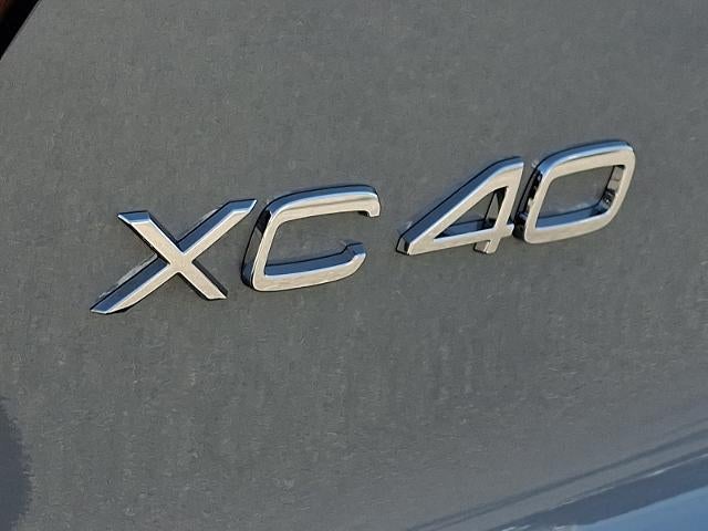 2026 Volvo XC40 B5 AWD Plus