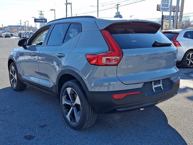 2026 Volvo XC40 B5 AWD Plus