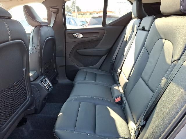 2026 Volvo XC40 B5 AWD Plus