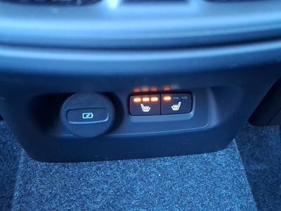 2026 Volvo XC40 B5 AWD Plus