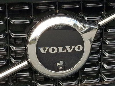 2026 Volvo XC40 B5 AWD Plus