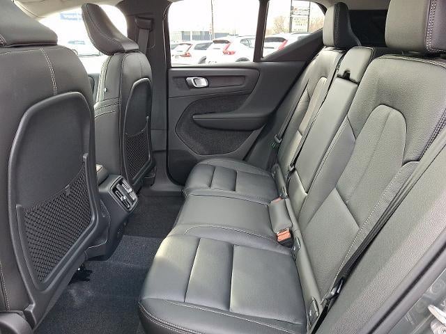 2026 Volvo XC40 B5 AWD Plus