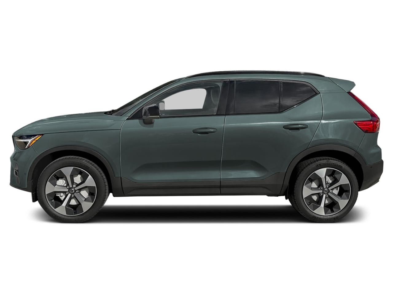 2026 Volvo XC40 B5 AWD Plus