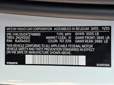 2026 Volvo XC40 B5 AWD Ultra Black Edition